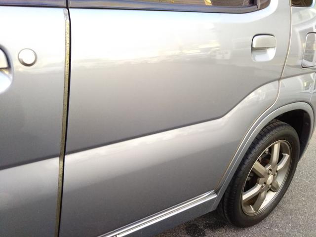 ���X�́A�i�t�y�Вc�@�l���{���Î����Ԕ̔�����A����z���S�ƐM���̒��ÎԔ̔��X�ł��B