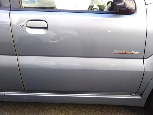 ���X�́A���q�l�Ɩ��i�����t��������S�|���Ă���܂��B���ЍH����������Ă���܂��̂ŁA�A�t�^�[�����e�i���X�����C���������B