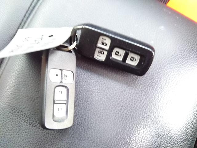 N-BOXカスタム G・ターボLパッケージ メモリーナビ・フルセグ・CD/DVD再生・Bluetooth・ETC・バックカメラ・両側パワースライド・HIDライト・フォグ・オートライト・クルーズコントロール・スマートキー・プッシュスタート(15枚目)