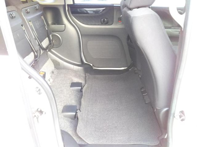 N-BOXカスタム G・ターボパッケージ メモリーナビ・ワンセグ・CD・SDカード・バックカメラ・ETC・両側パワースライド・HIDライト・フォグ・スマートキー・プッシュスタート・クルーズコントロール・パドルシフト(33枚目)