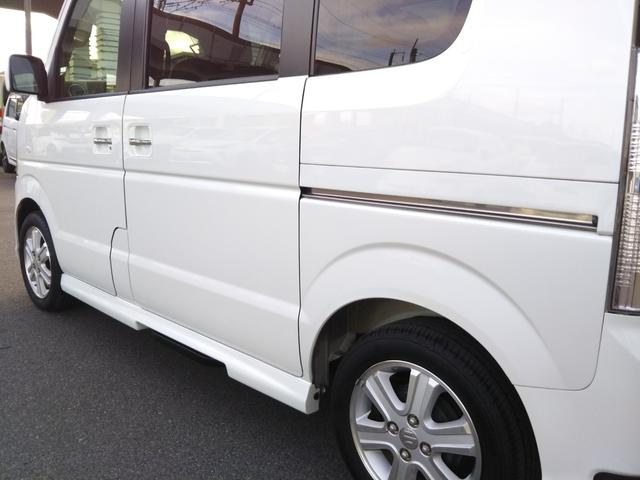 ���X�́A�i�t�y�Вc�@�l���{���Î����Ԕ̔�����A����z���S�ƐM���̒��ÎԔ̔��X�ł��B