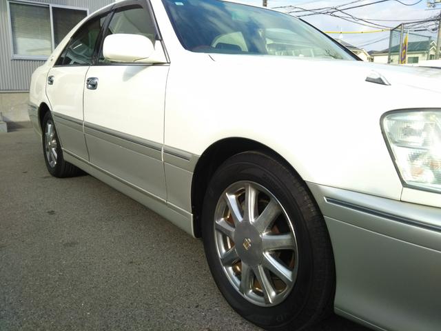 ���X�́A�i�t�y�Вc�@�l���{���Î����Ԕ̔�����A����z���S�ƐM���̒��ÎԔ̔��X�ł��B