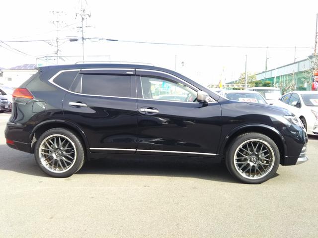 エクストレイル オーテック iパッケージ 革シート・サンルーフ・9インチナビ・フルセグ・CD/DVD再生・Bluetooth・全方位カメラ・ETC・ドラレコ・GPSレーダー・デジタルインナーミラー・シートヒーター・リアシートヒーター(4枚目)