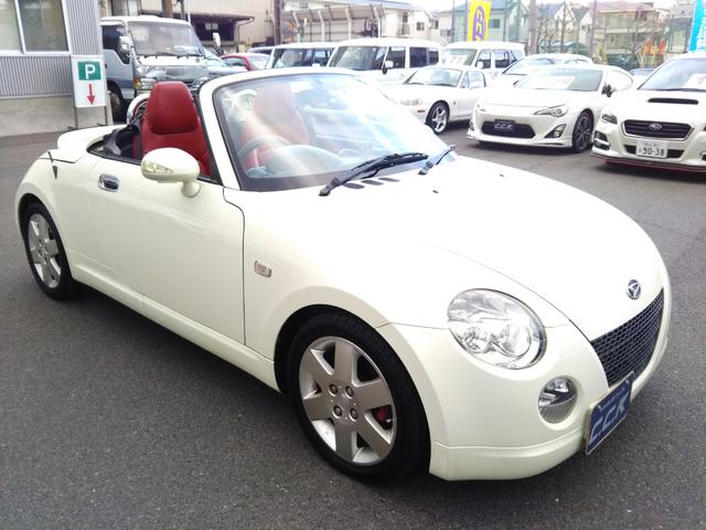 コペン アクティブトップ メモリーナビ・ワンセグ・CD/DVD再生・USB・ETC・赤革シート・BLITZターボタイマー・BLITZブーストコントローラー・ドラレコ・シートヒーター・社外スピーカー・HIDライト・フォグ(45枚目)