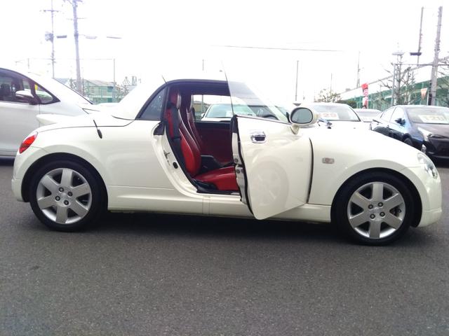 コペン アクティブトップ メモリーナビ・ワンセグ・CD/DVD再生・USB・ETC・赤革シート・BLITZターボタイマー・BLITZブーストコントローラー・ドラレコ・シートヒーター・社外スピーカー・HIDライト・フォグ(50枚目)