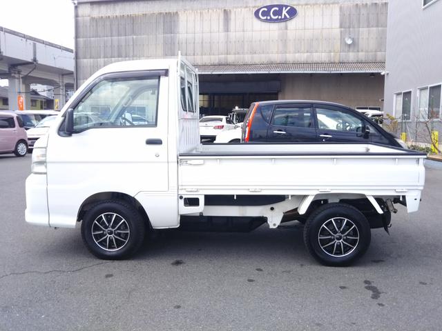 ハイゼットトラック エアコン・パワステ スペシャル 5速・4WD・パワステ・エアコン・社外アルミ(5枚目)