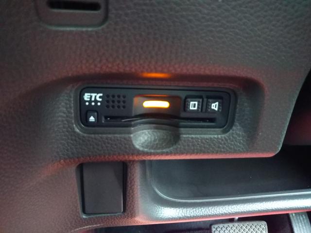 Ｎ－ＢＯＸ Ｇ・Ｌホンダセンシング　カッパーブラウンスタイル　メモリーナビ８インチ・フルセグ・ＣＤ／ＤＶＤ再生・Ｂｌｕｅｔｏｏｔｈ・バックカメラ・ＥＴＣ・ＵＳＢ・クルーズコントロール・ＬＥＤライト・オートライト・両側パワースライドドア（12枚目）