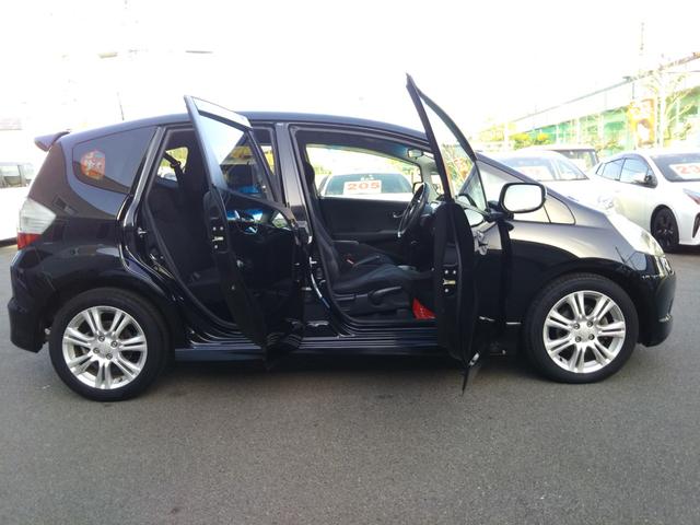 ���Ђ̓��[���Ɏ��M������܂��̂ŁA�ʂ�ɂ�����������A�����k��낵�����肢���܂��B