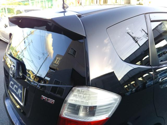 ���X�́A�i�t�y�Вc�@�l���{���Î����Ԕ̔�����A����z���S�ƐM���̒��ÎԔ̔��X�ł��B