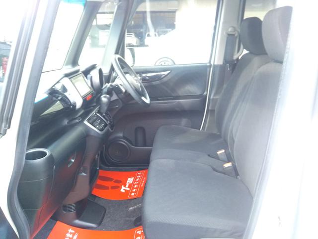 ���X�́A�i�t�y�Вc�@�l���{���Î����Ԕ̔�����A����z���S�ƐM���̒��ÎԔ̔��X�ł��B