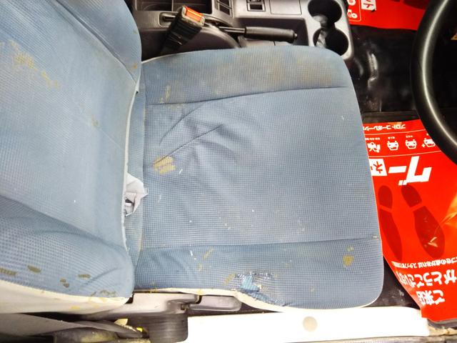 サンバーバン トランスポーター　パワステ・エアコン・エアーバック・パワーウィンドウ（12枚目）