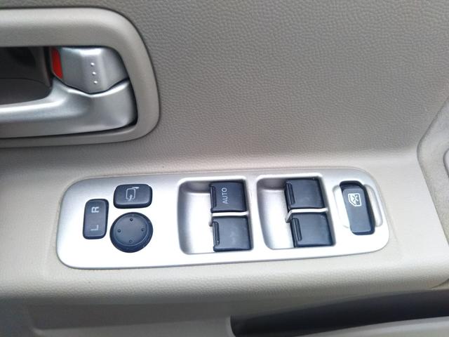 ���₢���킹�͂O�W�U�|�Q�T�P�|�S�T�T�S�܂ł��肢���܂��B