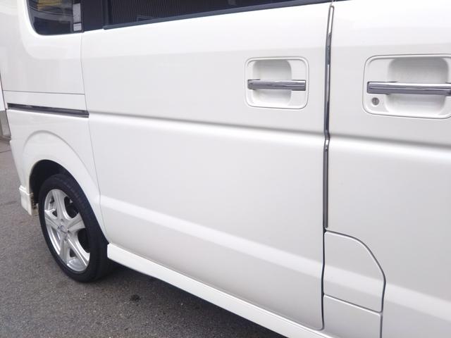 ���X�́A���q�l�Ɩ��i�����t��������S�|���Ă���܂��B���ЍH����������Ă���܂��̂ŁA�A�t�^�[�����e�i���X�����C���������B