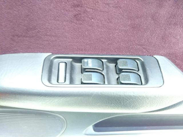 ���₢���킹�͂O�W�U�|�Q�T�P�|�S�T�T�S�܂ł��肢���܂��B