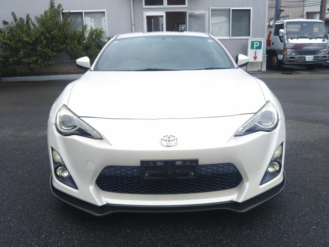 ＧＴリミテッド　エアロ　メモリーナビ・フルセグ・ＣＤ／ＤＶＤ・Ｂｌｕｅｔｏｏｔｈ・バックカメラ・ドラレコ・ＥＴＣ・シートヒーター・レイズ１８インチホイール・ＨＩＤライト・フォグ・オートライト・パドルシフト（画像2）