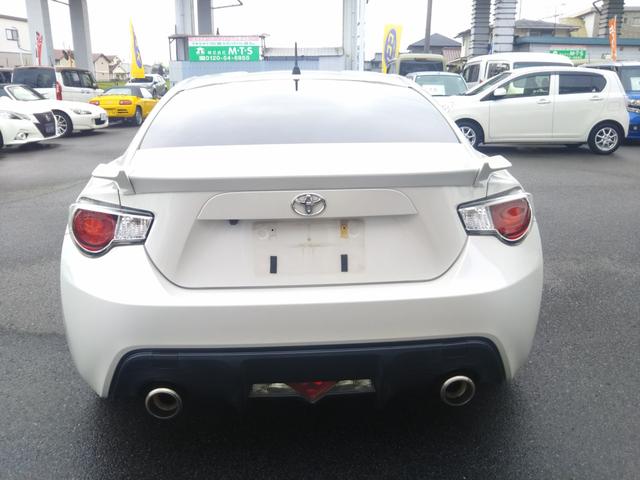 ＧＴリミテッド　エアロ　メモリーナビ・フルセグ・ＣＤ／ＤＶＤ・Ｂｌｕｅｔｏｏｔｈ・バックカメラ・ドラレコ・ＥＴＣ・シートヒーター・レイズ１８インチホイール・ＨＩＤライト・フォグ・オートライト・パドルシフト（画像3）