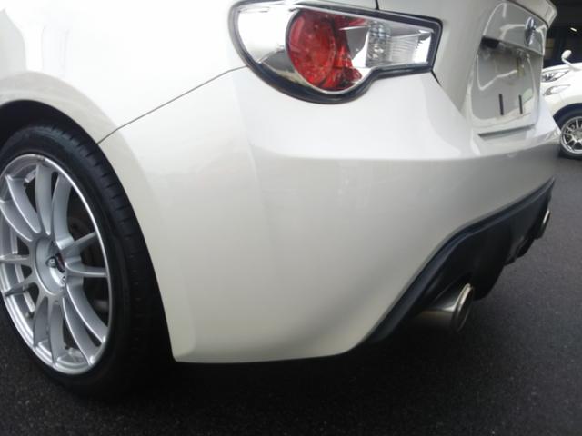 ＧＴリミテッド　エアロ　メモリーナビ・フルセグ・ＣＤ／ＤＶＤ・Ｂｌｕｅｔｏｏｔｈ・バックカメラ・ドラレコ・ＥＴＣ・シートヒーター・レイズ１８インチホイール・ＨＩＤライト・フォグ・オートライト・パドルシフト（画像42）