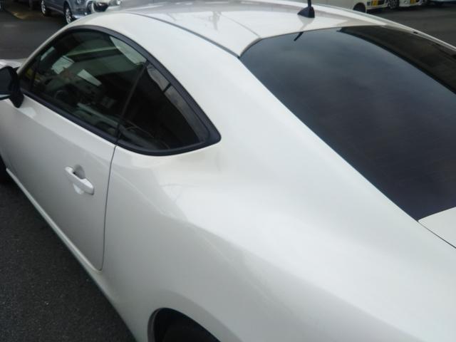 ＧＴリミテッド　エアロ　メモリーナビ・フルセグ・ＣＤ／ＤＶＤ・Ｂｌｕｅｔｏｏｔｈ・バックカメラ・ドラレコ・ＥＴＣ・シートヒーター・レイズ１８インチホイール・ＨＩＤライト・フォグ・オートライト・パドルシフト（画像57）