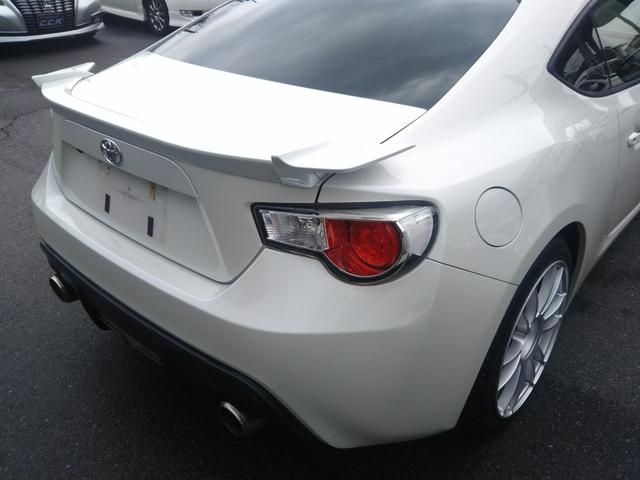 ＧＴリミテッド　エアロ　メモリーナビ・フルセグ・ＣＤ／ＤＶＤ・Ｂｌｕｅｔｏｏｔｈ・バックカメラ・ドラレコ・ＥＴＣ・シートヒーター・レイズ１８インチホイール・ＨＩＤライト・フォグ・オートライト・パドルシフト（画像64）