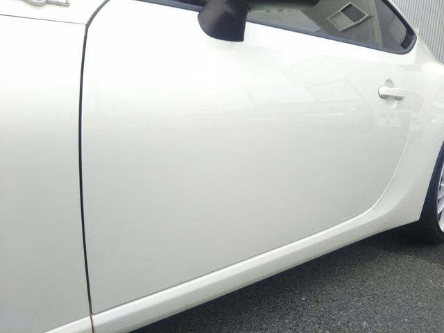 ＧＴリミテッド　エアロ　メモリーナビ・フルセグ・ＣＤ／ＤＶＤ・Ｂｌｕｅｔｏｏｔｈ・バックカメラ・ドラレコ・ＥＴＣ・シートヒーター・レイズ１８インチホイール・ＨＩＤライト・フォグ・オートライト・パドルシフト（画像66）