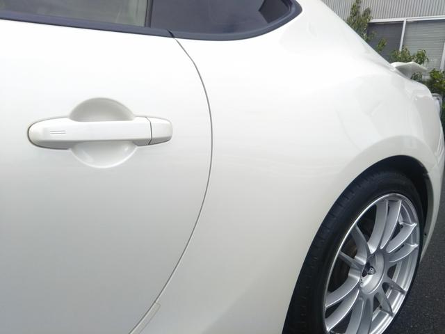 ＧＴリミテッド　エアロ　メモリーナビ・フルセグ・ＣＤ／ＤＶＤ・Ｂｌｕｅｔｏｏｔｈ・バックカメラ・ドラレコ・ＥＴＣ・シートヒーター・レイズ１８インチホイール・ＨＩＤライト・フォグ・オートライト・パドルシフト（画像68）
