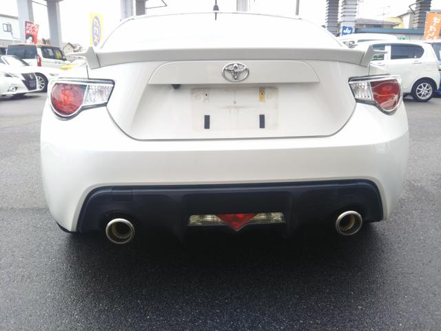 ＧＴリミテッド　エアロ　メモリーナビ・フルセグ・ＣＤ／ＤＶＤ・Ｂｌｕｅｔｏｏｔｈ・バックカメラ・ドラレコ・ＥＴＣ・シートヒーター・レイズ１８インチホイール・ＨＩＤライト・フォグ・オートライト・パドルシフト（画像79）