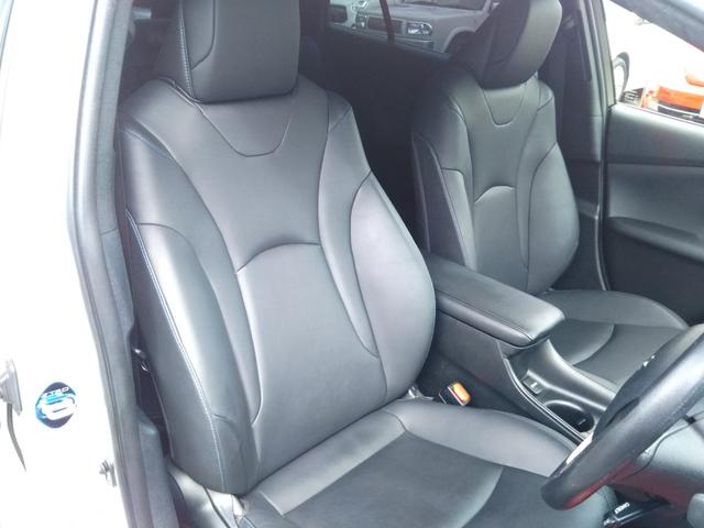 Ｓツーリングセレクション　黒レザーシート・９インチナビ・フルセグ・ＣＤ／ＤＶＤ・Ｂｌｕｅｔｏｏｔｈ・ＥＴＣ・バックカメラ・ドラレコ・シートヒーター・ＬＥＤライト・フォグ・オートライト・スマートキー・プッシュスタート（画像19）