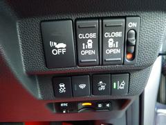 �ĶȻ��֣����������������������ǱĶȤ��Ƥ���ޤ�����ǯ��ǯ�ϡ�������ǥ󥦥������ϵ٤ߤǤ��� 5