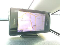 �ĶȻ��֣����������������������ǱĶȤ��Ƥ���ޤ�����ǯ��ǯ�ϡ�������ǥ󥦥������ϵ٤ߤǤ��� 4