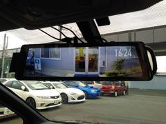 �ĶȻ��֣����������������������ǱĶȤ��Ƥ���ޤ�����ǯ��ǯ�ϡ�������ǥ󥦥������ϵ٤ߤǤ��� 5