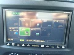 �ĶȻ��֣����������������������ǱĶȤ��Ƥ���ޤ�����ǯ��ǯ�ϡ�������ǥ󥦥������ϵ٤ߤǤ��� 4