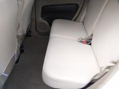 �������祹���åդˤ���������꡼�˥󥰡������᤭��»ܤ��Ƥ��ꡢ�����ʤ��٤�����ʬ�ޤǵ���ȤäƤ���ޤ������󡢰��٤����ͼ��Ȥ��ܤǳΤ����ĺ������Ȼפ��ޤ��� 6