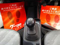 �������祹���åդˤ���������꡼�˥󥰡������᤭��»ܤ��Ƥ��ꡢ�����ʤ��٤�����ʬ�ޤǵ���ȤäƤ���ޤ������󡢰��٤����ͼ��Ȥ��ܤǳΤ����ĺ������Ȼפ��ޤ��� 4