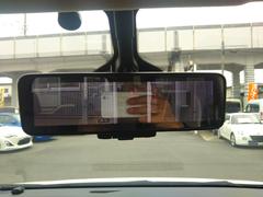 �ĶȻ��֣����������������������ǱĶȤ��Ƥ���ޤ�����ǯ��ǯ�ϡ�������ǥ󥦥������ϵ٤ߤǤ��� 5