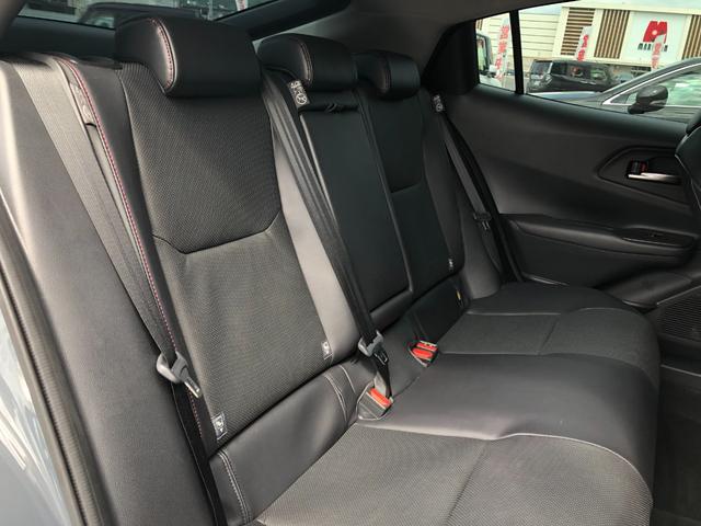 プリウス Z 黒革シート(ヒーター&ベンチレーション)) 純正12.3インチナビTV&パノラミックビューモニター パワーバックドア デジタルインナーミラー 純正19インチAW(8枚目)