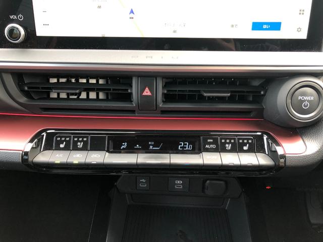 プリウス Z 黒革シート(ヒーター&ベンチレーション)) 純正12.3インチナビTV&パノラミックビューモニター パワーバックドア デジタルインナーミラー 純正19インチAW(17枚目)