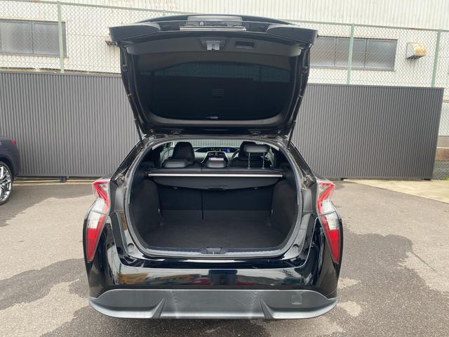 プリウス Sツーリングセレクション 黒レザーシート 純正9インチナビフルセグTV&バックカメラ ETC LEDヘッドランプ&フォグ 純正17インチAW ドライブレコーダー(9枚目)