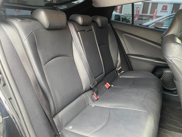 プリウス Sツーリングセレクション 黒レザーシート 純正9インチナビフルセグTV&バックカメラ ETC LEDヘッドランプ&フォグ 純正17インチAW ドライブレコーダー(15枚目)