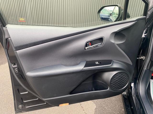 プリウス Sツーリングセレクション 黒レザーシート 純正9インチナビフルセグTV&バックカメラ ETC LEDヘッドランプ&フォグ 純正17インチAW ドライブレコーダー(24枚目)