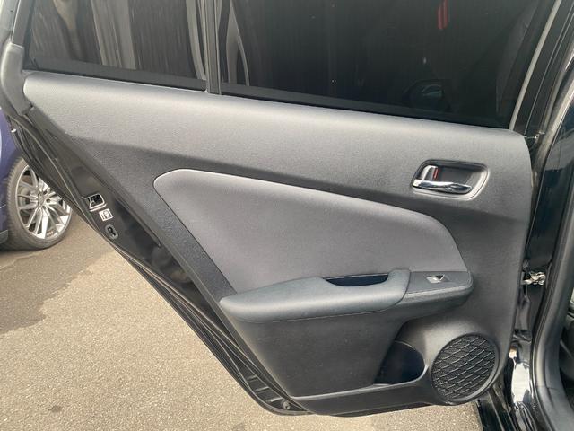 プリウス Sツーリングセレクション 黒レザーシート 純正9インチナビフルセグTV&バックカメラ ETC LEDヘッドランプ&フォグ 純正17インチAW ドライブレコーダー(25枚目)