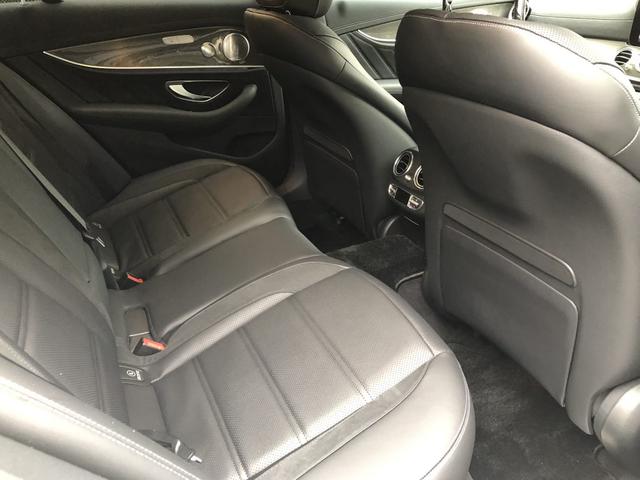 Eクラス E53 4マチック+ パノラミックスライディングルーフ 黒ハーフレザーシート(ヒーター&ベンチレーション)純正ナビTV&360°カメラ ヘッドアップディスプレイ ブルメスターサウンド(11枚目)