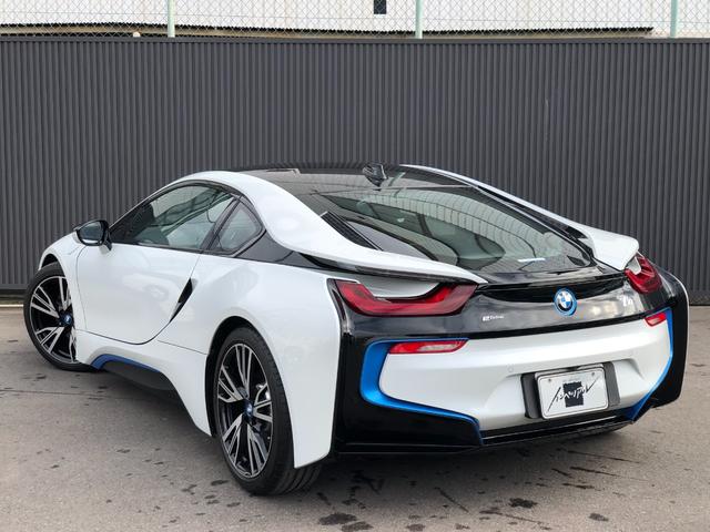 i8 ベースグレード 純正ナビ&360°カメラ ハーマンカードン 20インチAW 黒革シート 追従クルーズコントロール スマートキー プッシュスタート  ヘッドアップディスプレイ(7枚目)