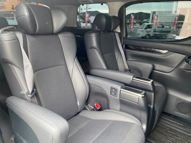 アルファード ２．５Ｓ　Ｃパッケージ　モデリスタエアロ＆シグネチャーイルミ　サンルーフ　黒革シート（ヒーター＆ベンチレーション）純正ナビフルセグＴＶ＆後席フリップダウンモニター　ワンオーナー車　デジタルインナーミラー　ドライブレコーダー（15枚目）