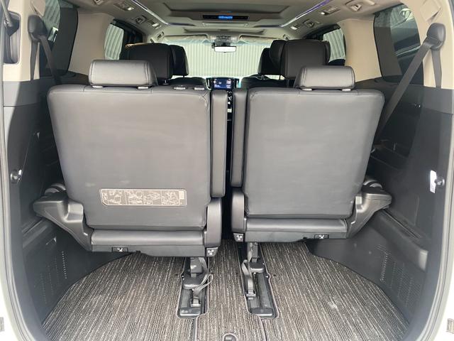 アルファード ２．５Ｓ　Ｃパッケージ　モデリスタエアロ＆シグネチャーイルミ　サンルーフ　黒革シート（ヒーター＆ベンチレーション）純正ナビフルセグＴＶ＆後席フリップダウンモニター　ワンオーナー車　デジタルインナーミラー　ドライブレコーダー（17枚目）