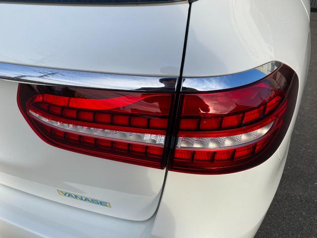Ｅクラスステーションワゴン Ｅ２２０ｄ　ステーションワゴン　スポーツ　パノラミックスライディングルーフ　黒革シート　１オーナー車　ＢＳＭ　ＨＵＤ　パヒュームアトマイザー　ブルメスターサウンド　前後ドライブレコーダー　パワーバックドア（20枚目）