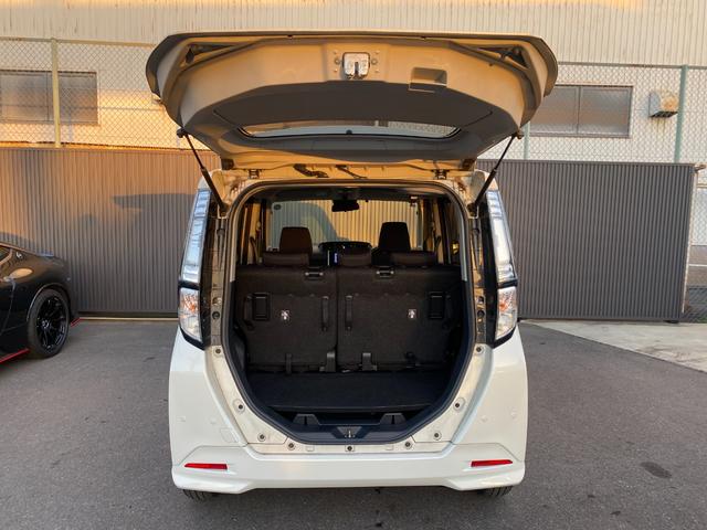 トール カスタムG リミテッド SAIII 1オーナー車 純正ナビフルセグTV&パノラミックビューモニター 両側パワースライドドア プッシュスタート スマートキー LEDヘッドライト スマートアシスト3 シートヒーター(9枚目)