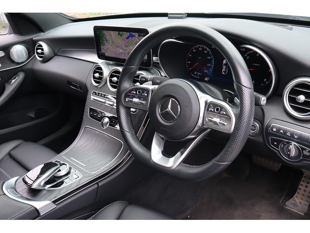 Ｃクラス Ｃ２００アバンギャルド　ＡＭＧライン　パノラミックスライディングルーフ　黒革シート　１オーナー車　レーダーセーフティパッケージ　純正ナビＴＶ＆Ｂカメラ　ブラインドスポットモニター　ヘッドアップディスプレイ　ブルメスターサウンド（3枚目）