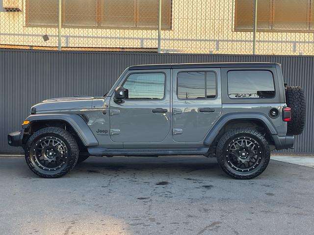 ジープ・ラングラーアンリミテッド スポーツアルティテュード 社外20インチAW 純正ディスプレイオーディオ&バックカメラ ETC LEDヘッドライト 限定300台 グロスブラック内装パネル LEDヘッドライト(8枚目)