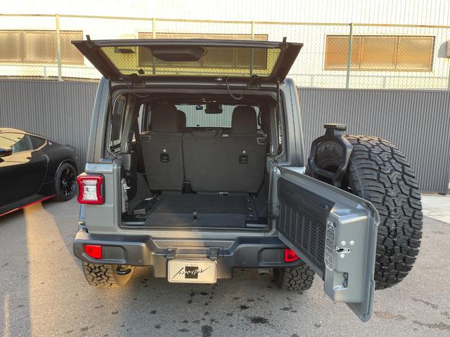 ジープ・ラングラーアンリミテッド スポーツアルティテュード 社外20インチAW 純正ディスプレイオーディオ&バックカメラ ETC LEDヘッドライト 限定300台 グロスブラック内装パネル LEDヘッドライト(9枚目)