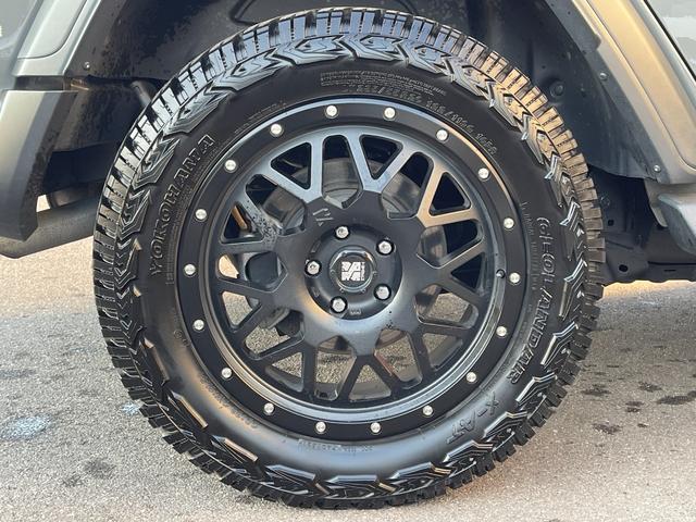 ジープ・ラングラーアンリミテッド スポーツアルティテュード 社外20インチAW 純正ディスプレイオーディオ&バックカメラ ETC LEDヘッドライト 限定300台 グロスブラック内装パネル LEDヘッドライト(12枚目)